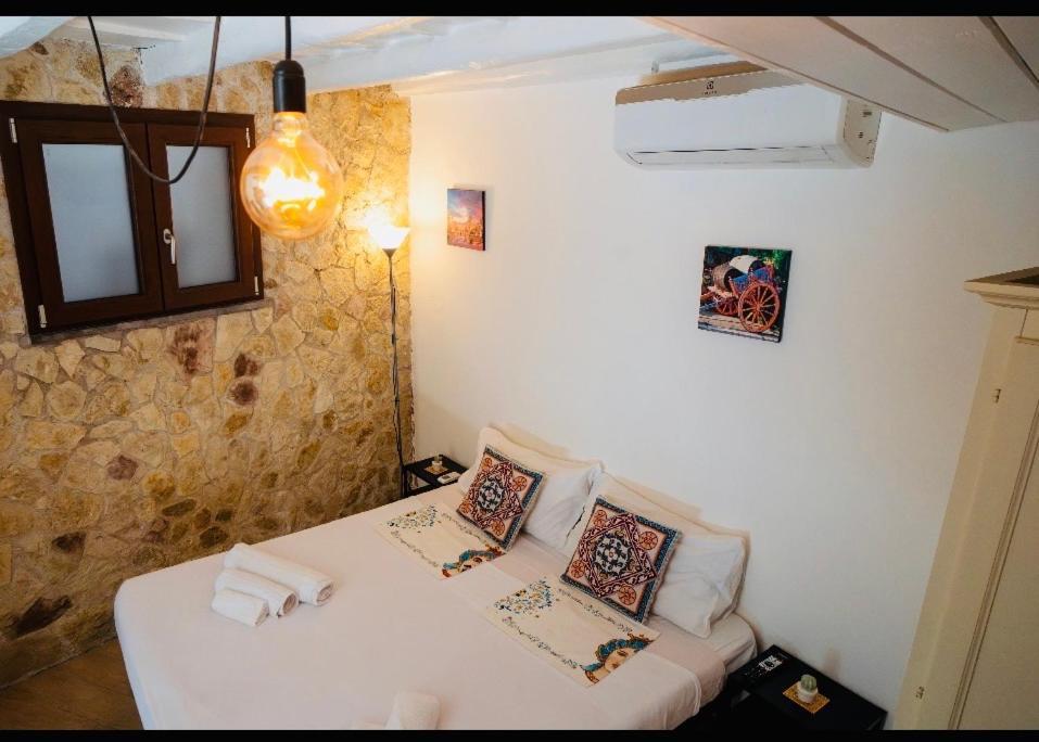 Albergheria Little Home ปาแลร์โม ภายนอก รูปภาพ